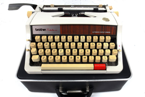 Vintage 1980's Brother Echelon 89 Typewriter Faux wood, Black Case, Auto Repeat